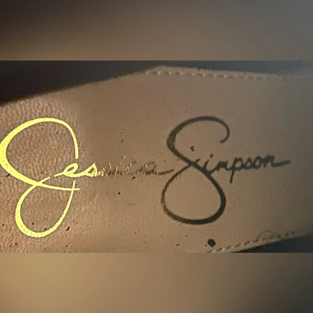 Jessica Simpson Etched Velvet Burgundy block heel ankle boots women’s size 7.5M - Picture 3 of 12